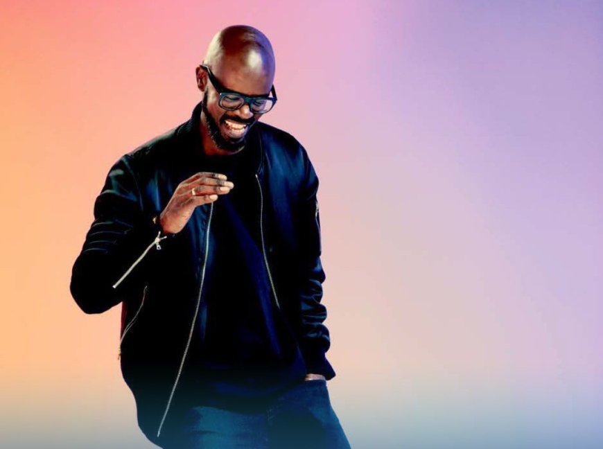 Os sul-africanos aplaudiram o DJ Black Coffee por reconhecer seu próprio valor e cobrar mais de 200 milhões de Kwanzas por cada show
