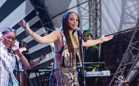 Yola Araújo: Chora ao cantar a música "Te Amo" tema dedicado ao ex-marido "Fredy Costa"