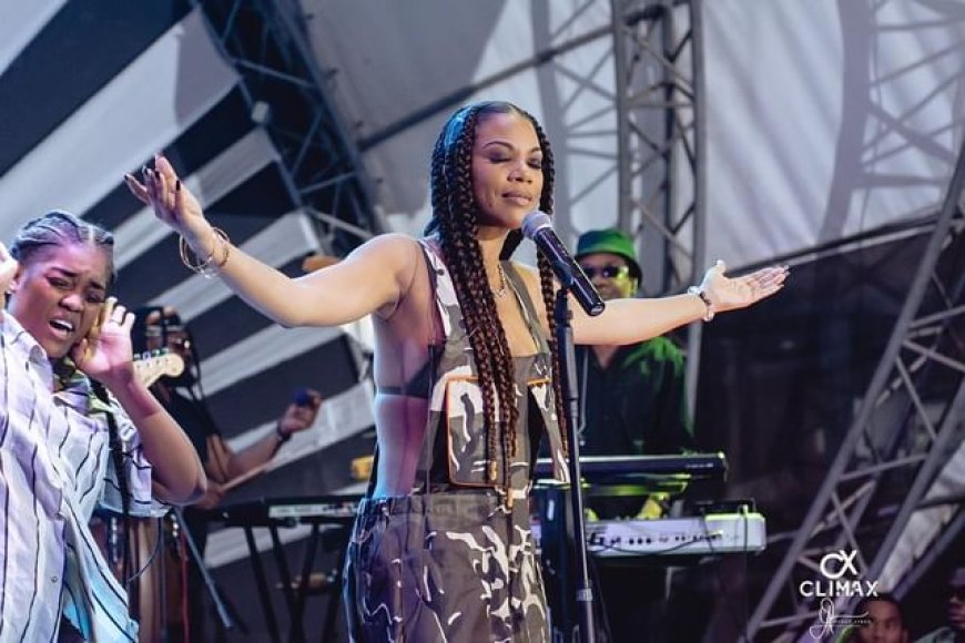 Yola Araújo: Chora ao cantar a música "Te Amo" tema dedicado ao ex-marido "Fredy Costa"