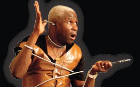 Sebem vende hoje o último disco da sua carreira musical.