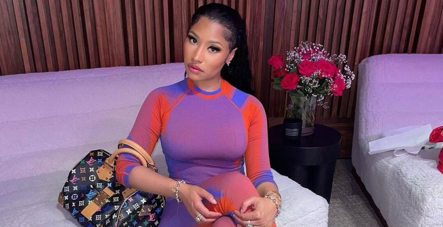 Nicki Minaj "Respeito os homens que continuam em relacionamentos mesmo não recebendo absolutamente nada da parceira desde o início da relação"