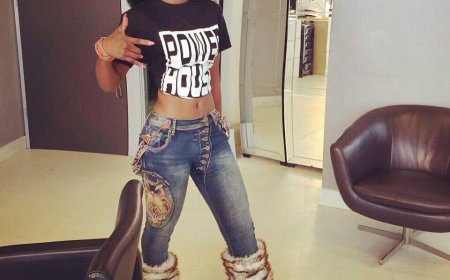 “K-PINHA” queima o tio com agua quente quando era repudiada por não lavar a louça