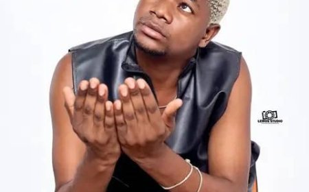 Internautas exigem prisão do músico Tshunami após beijo com menor