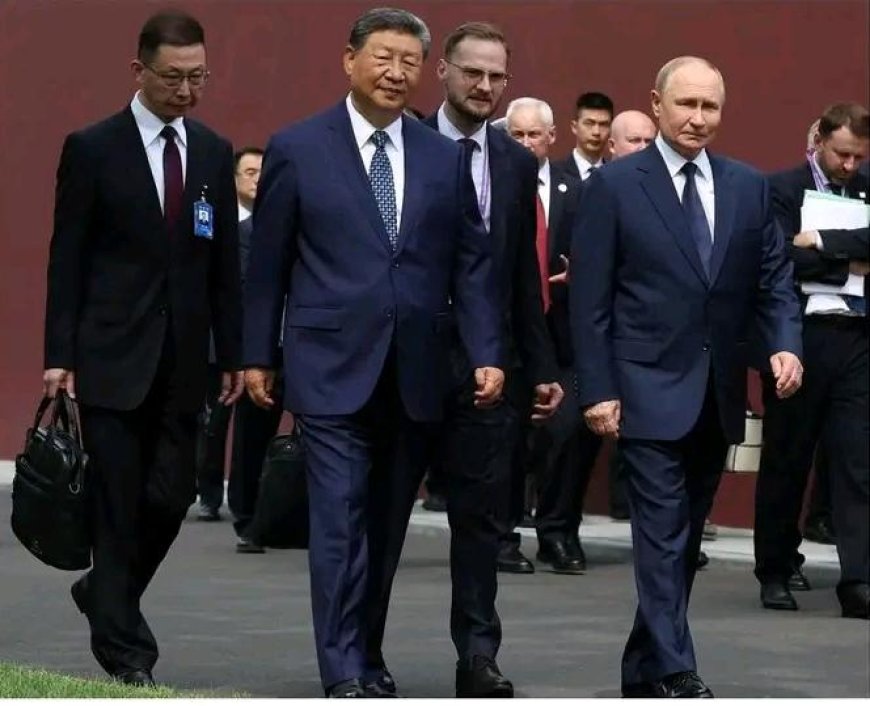 Microfone flagra conversa entre Xi Jinping e Putin sobre imortalidade e transplantes de órgãos