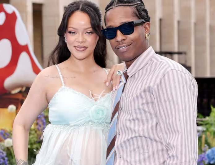 A$AP Rocky diz que sua mãe sempre lhe disse que Rihanna era a mulher certa para ele.