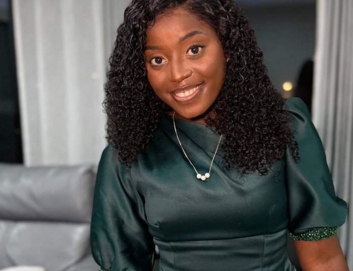 Nair Nany torna-se a primeira artista gospel a conquistar Disco Diamante em Angola