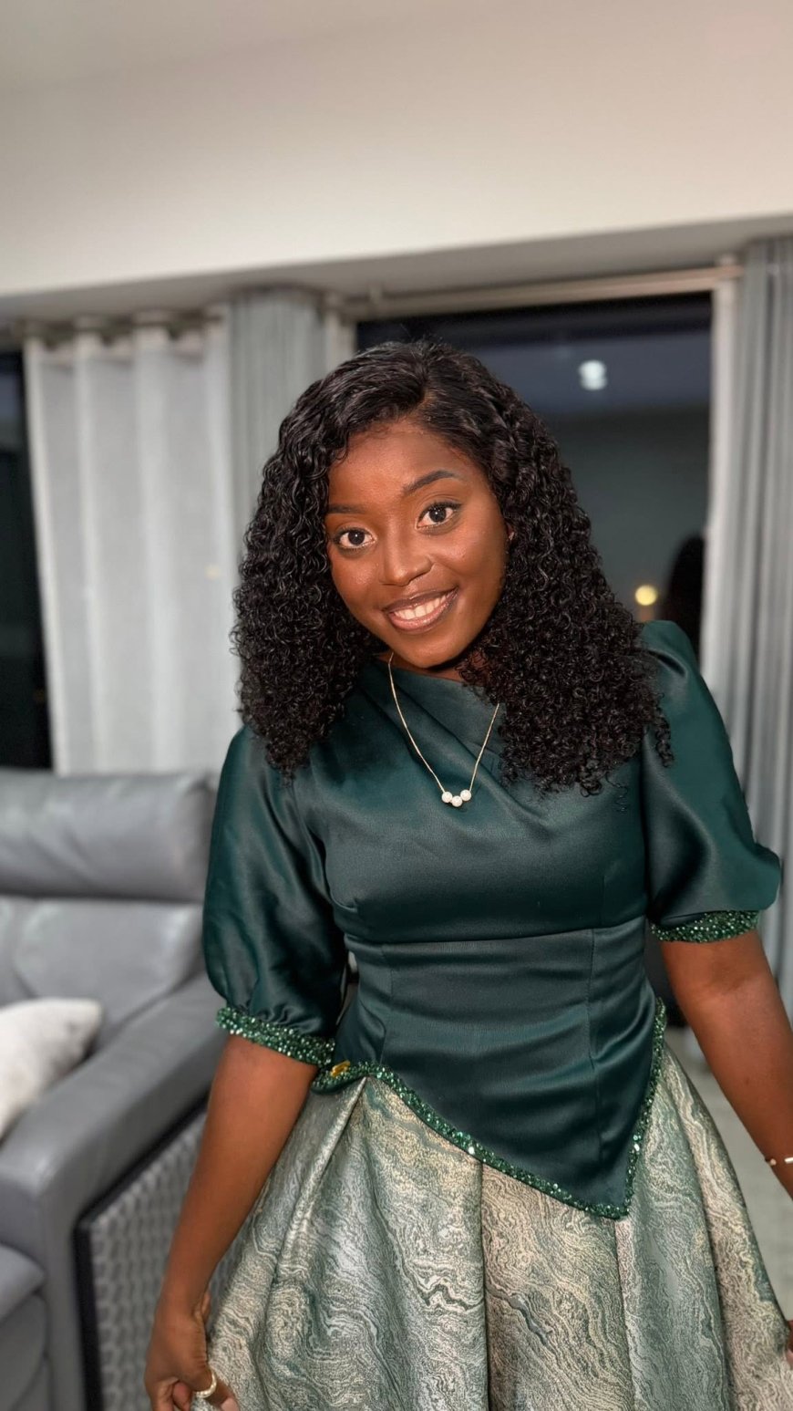 Nair Nany torna-se a primeira artista gospel a conquistar Disco Diamante em Angola