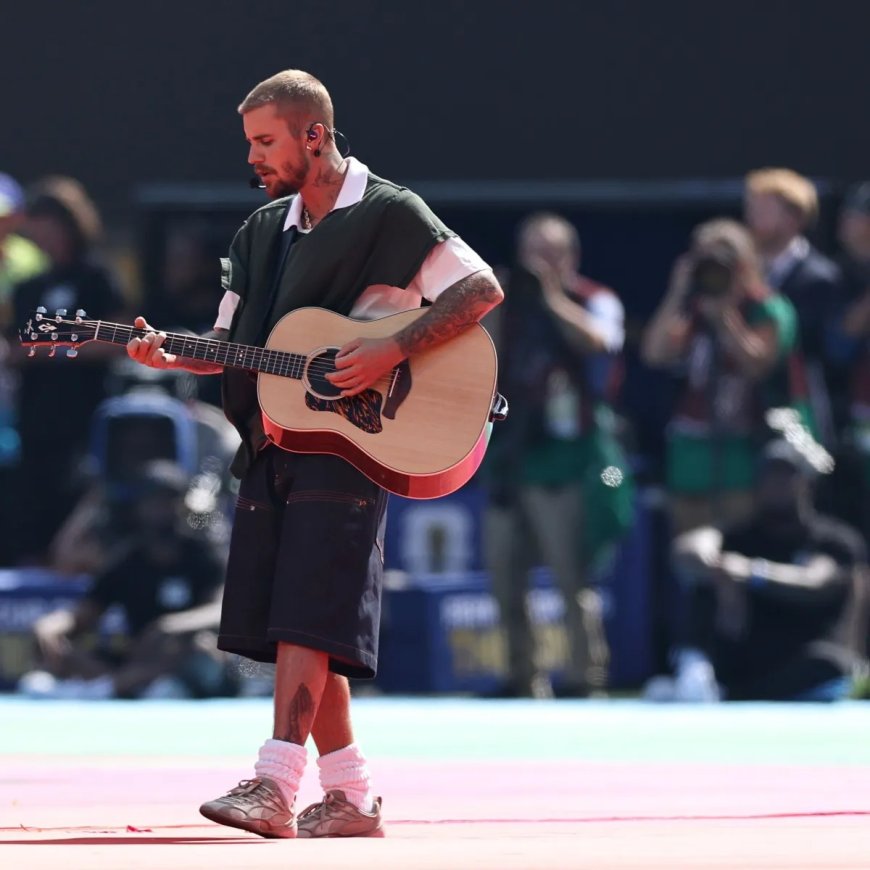 Justin Bieber surpreende ao entoar louvor a Deus em plena Copa do Mundo